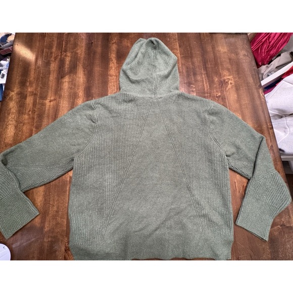 New .. Time and Tru Hooded Sweater - Army Green - L Time and Tru Size: L - Picture 5 of 15